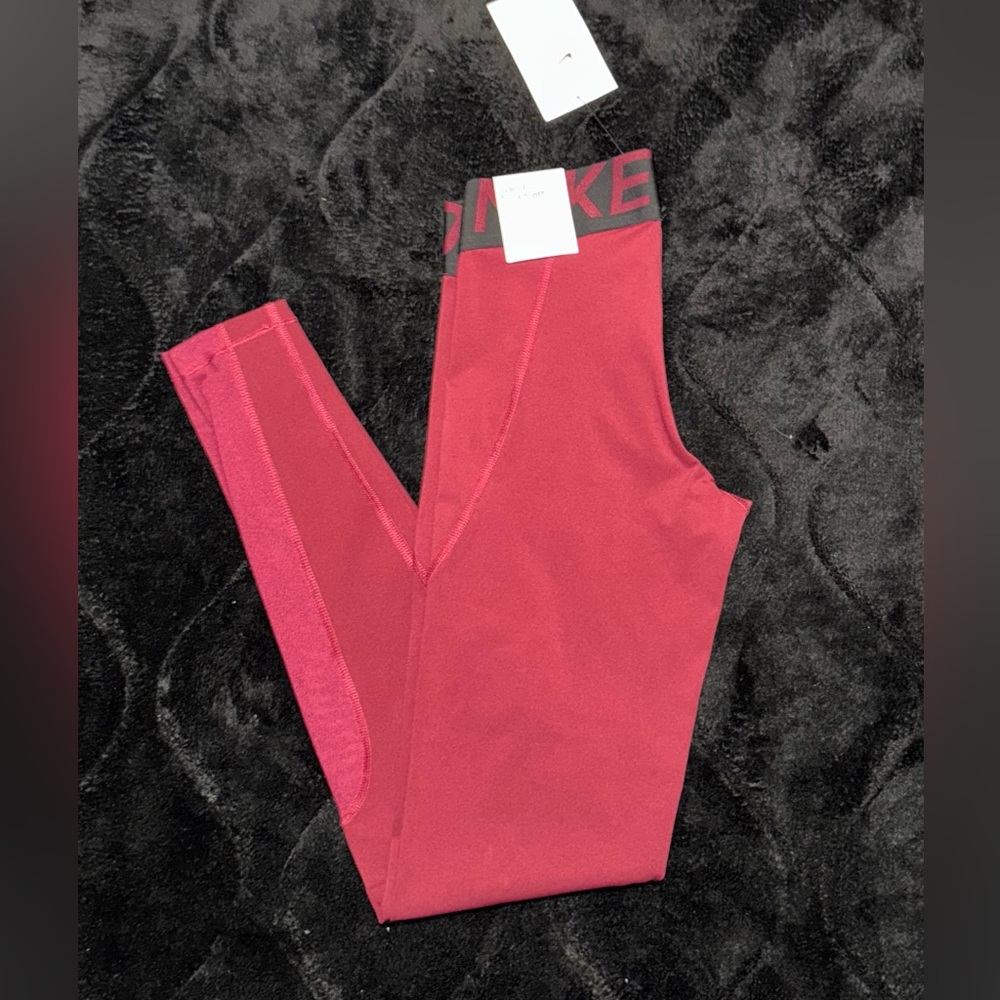 Nike Pro Women’s leggings